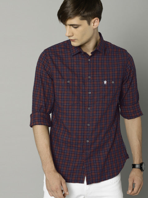 INVICTUS Men Black &amp; Red Slim Fit Checked Casual Shirt