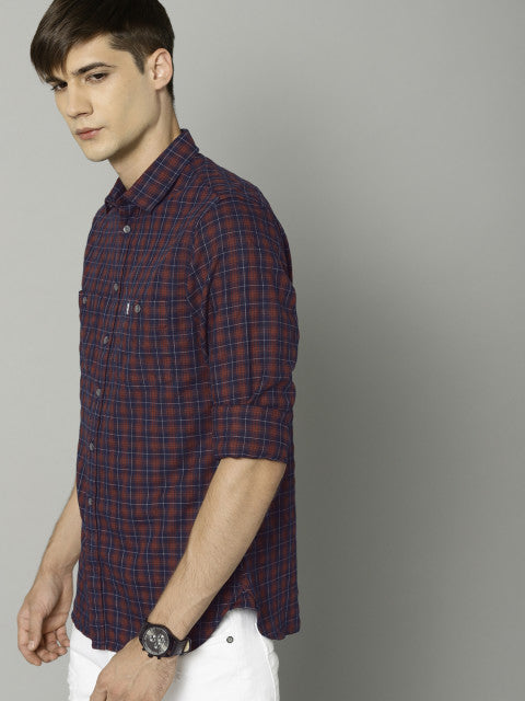 INVICTUS Men Black &amp; Red Slim Fit Checked Casual Shirt